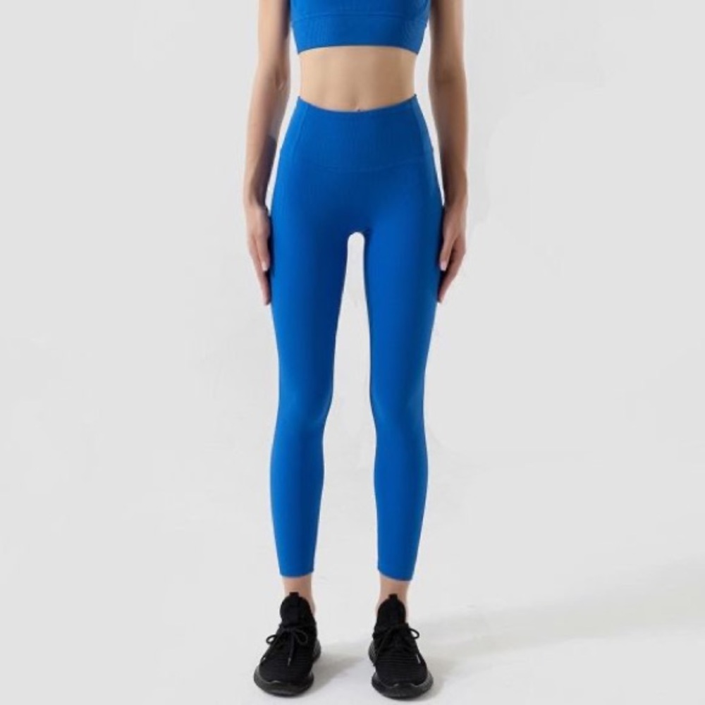 SERIES& Leggings for women size L color condition new